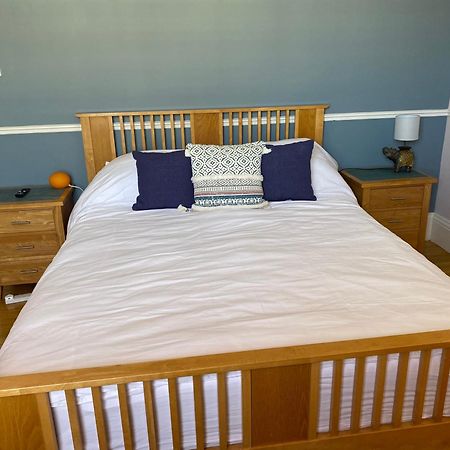 Herne Bay Central - 2 Minutes From Beach Apartment מראה חיצוני תמונה