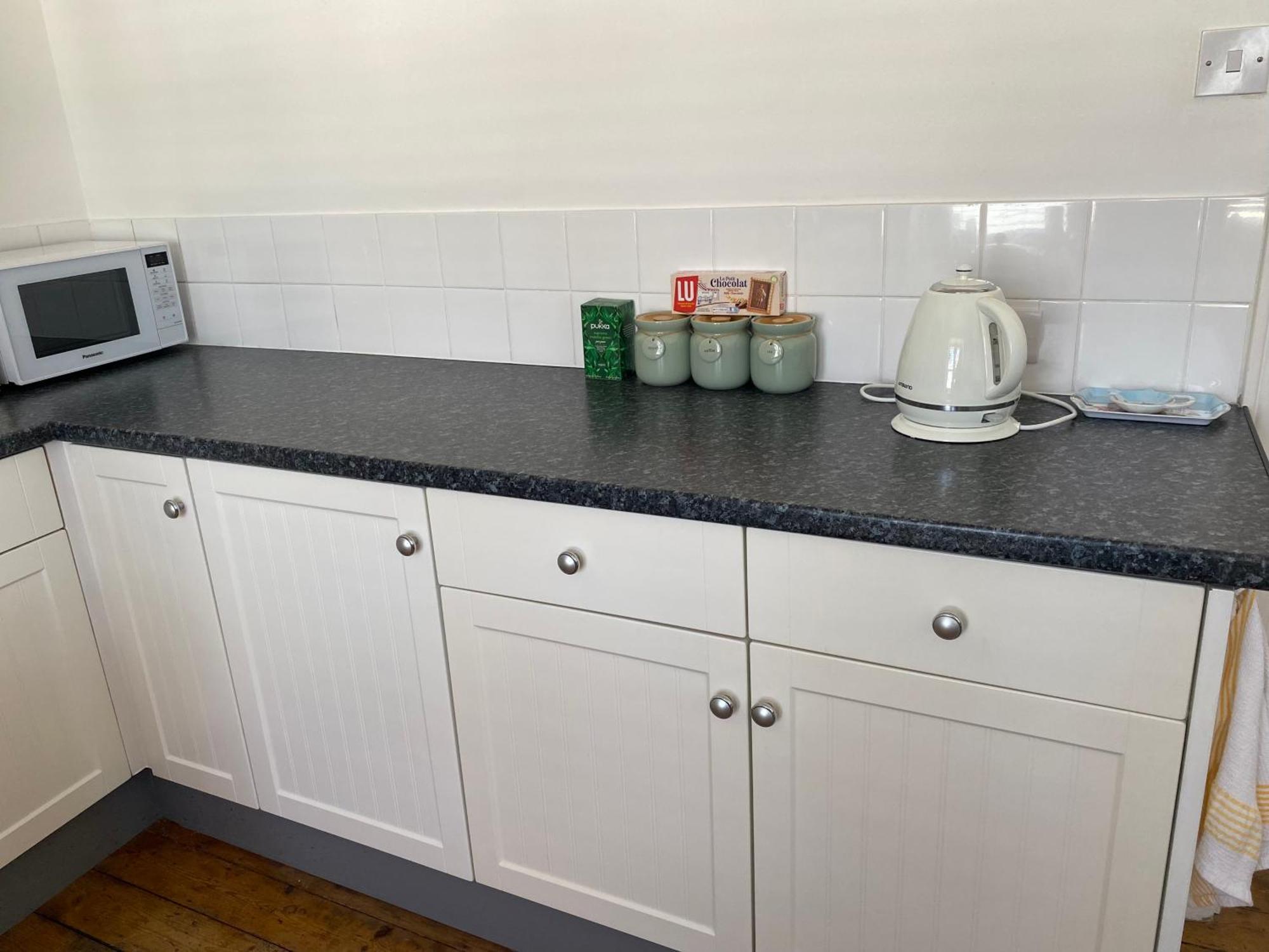Herne Bay Central - 2 Minutes From Beach Apartment מראה חיצוני תמונה