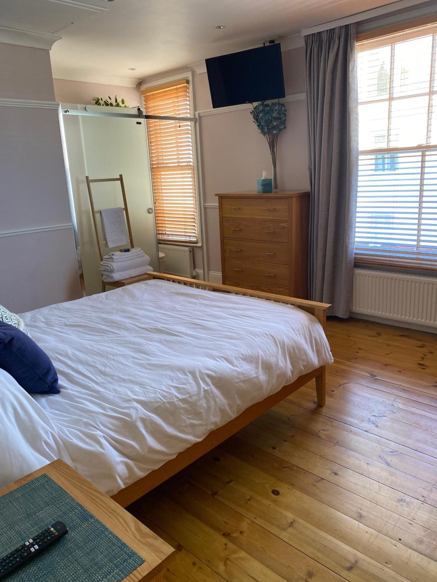 Herne Bay Central - 2 Minutes From Beach Apartment מראה חיצוני תמונה